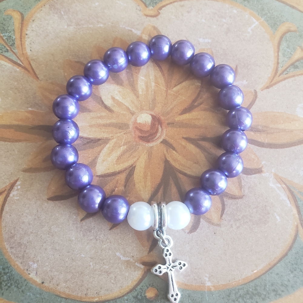 Bracelets - Picture 4 of 16